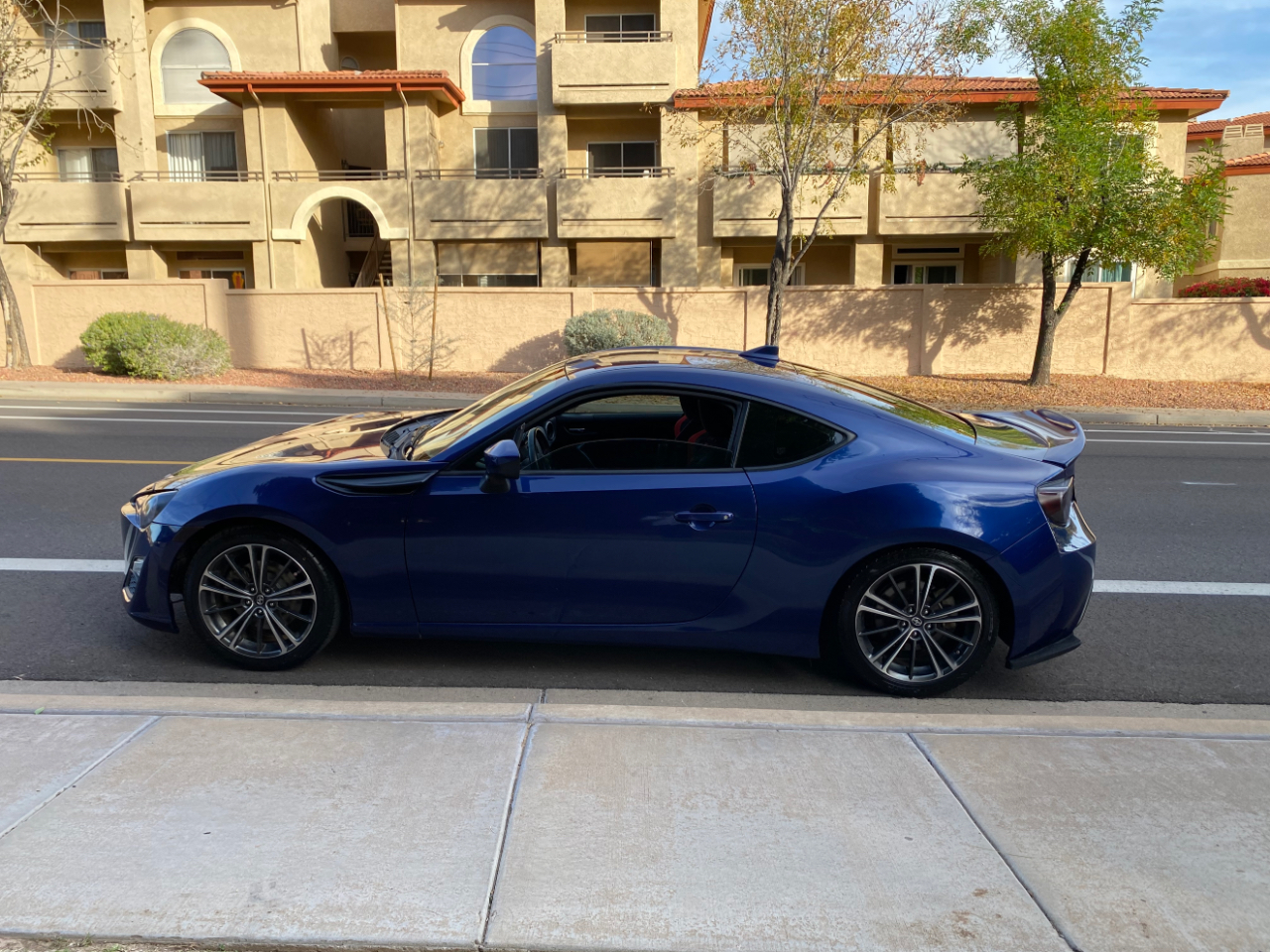 Scion FR-S 2dr Cpe Auto (Natl) 2016