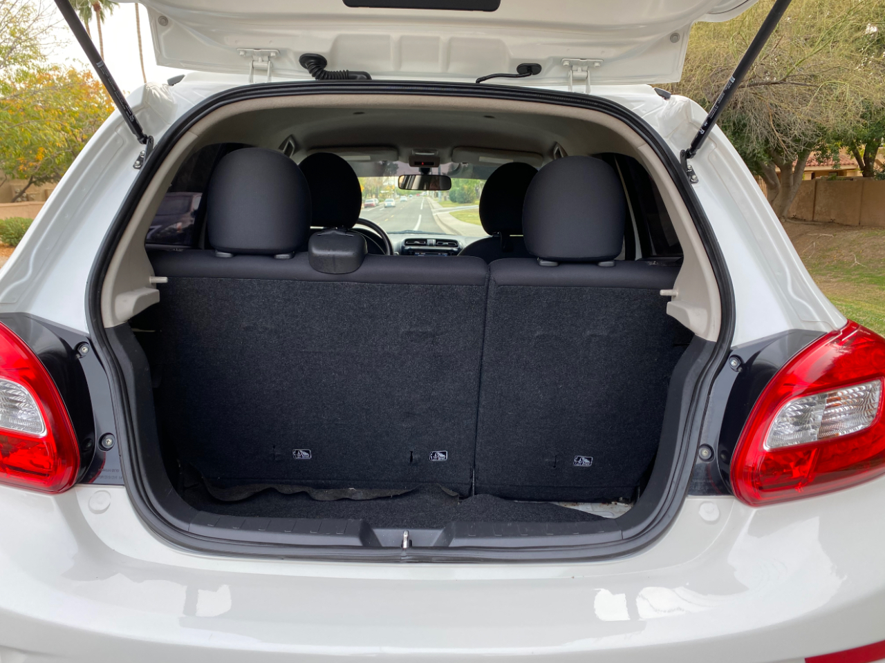 Mitsubishi Mirage ES CVT 2019