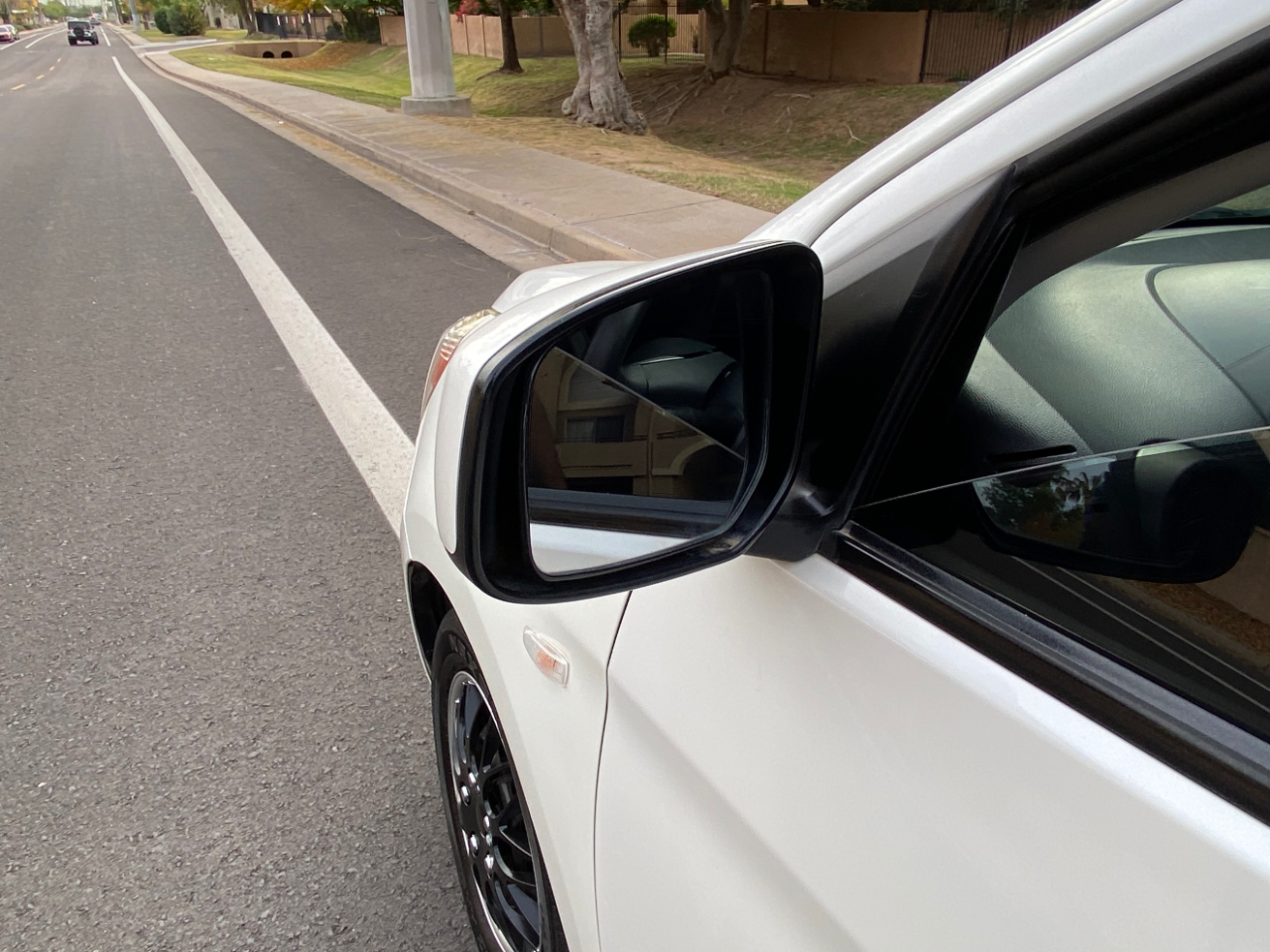 Mitsubishi Mirage ES CVT 2019