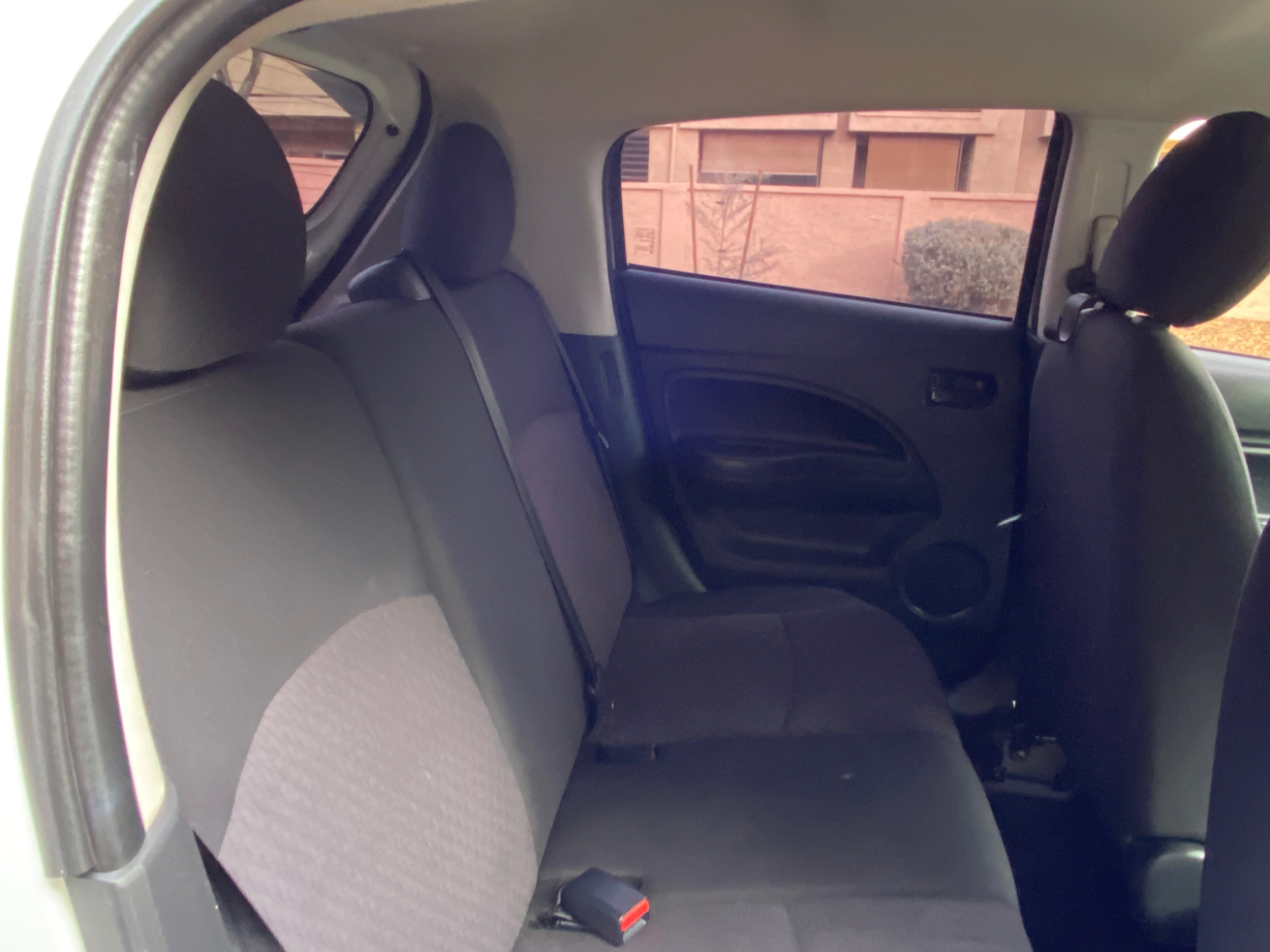 Mitsubishi Mirage ES CVT 2019