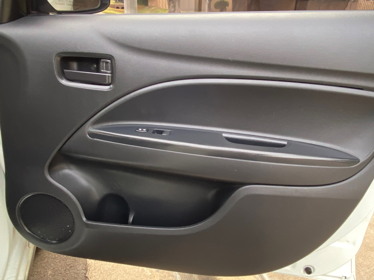 Mitsubishi Mirage ES CVT 2019