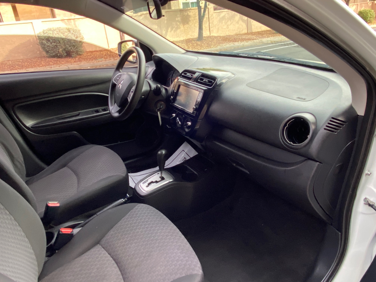 Mitsubishi Mirage ES CVT 2019