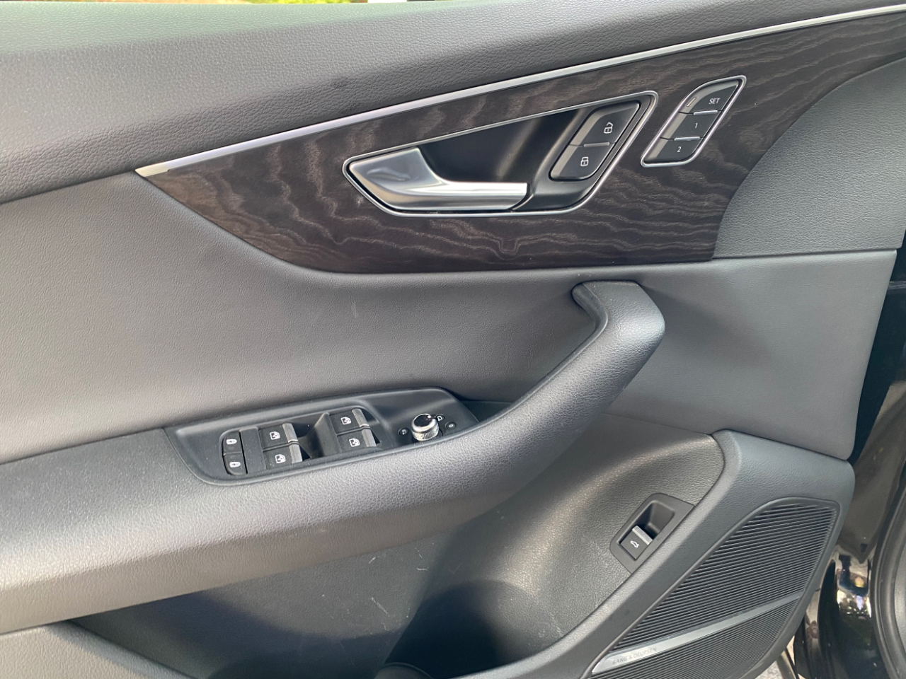 Audi Q7 Premium Plus 45 TFSI quattro 2021