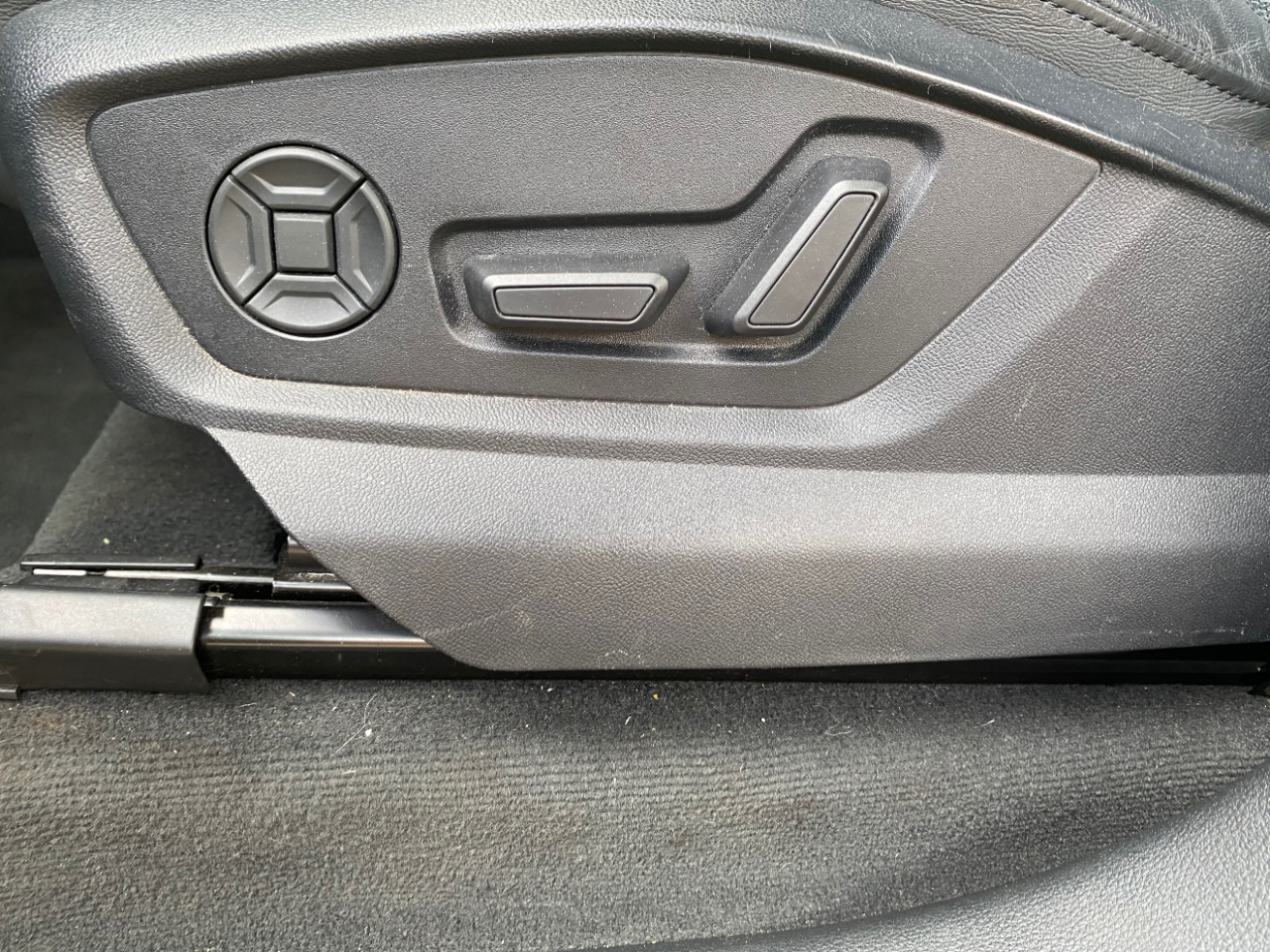 Audi Q7 Premium Plus 45 TFSI quattro 2021