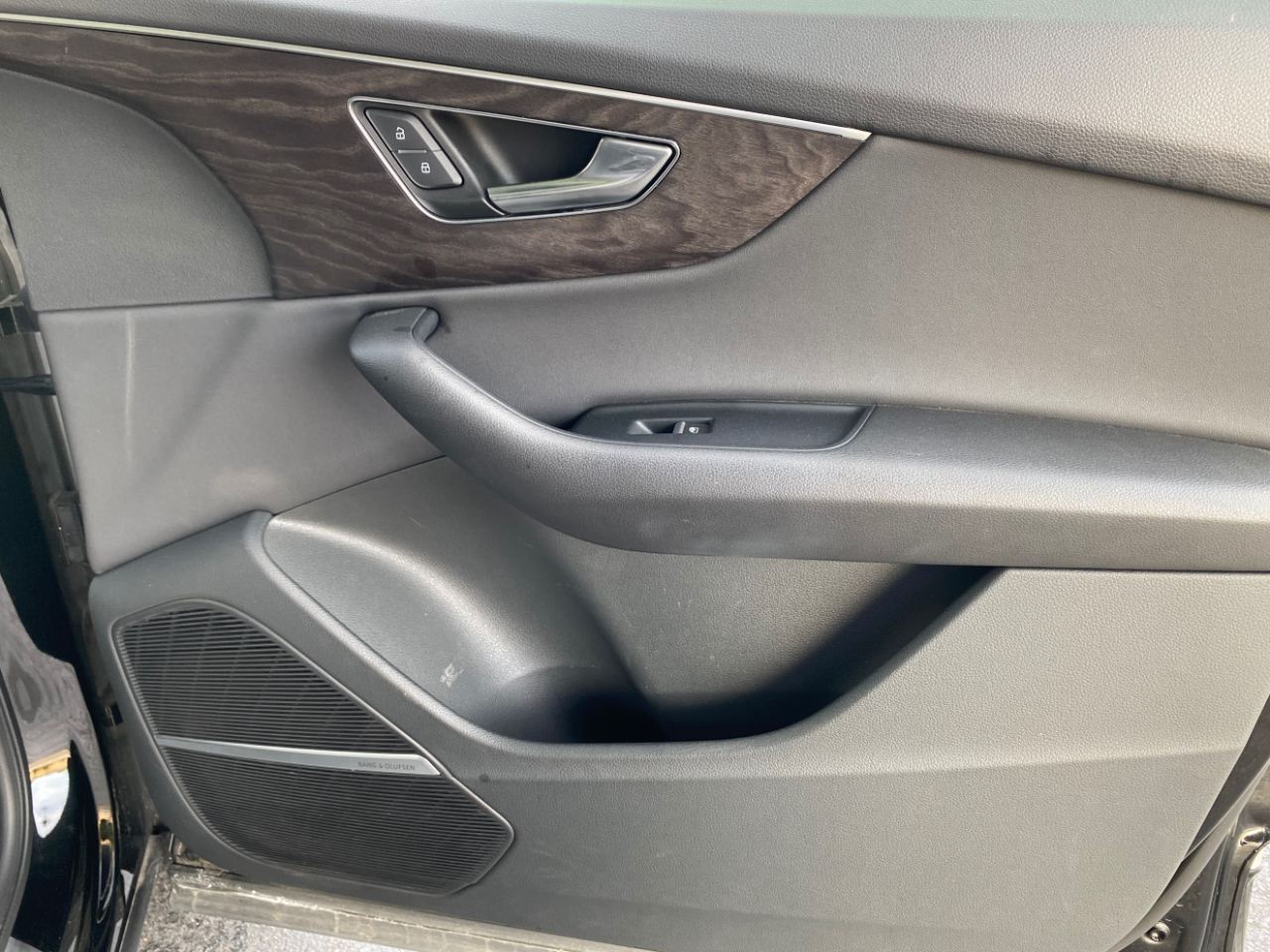 Audi Q7 Premium Plus 45 TFSI quattro 2021