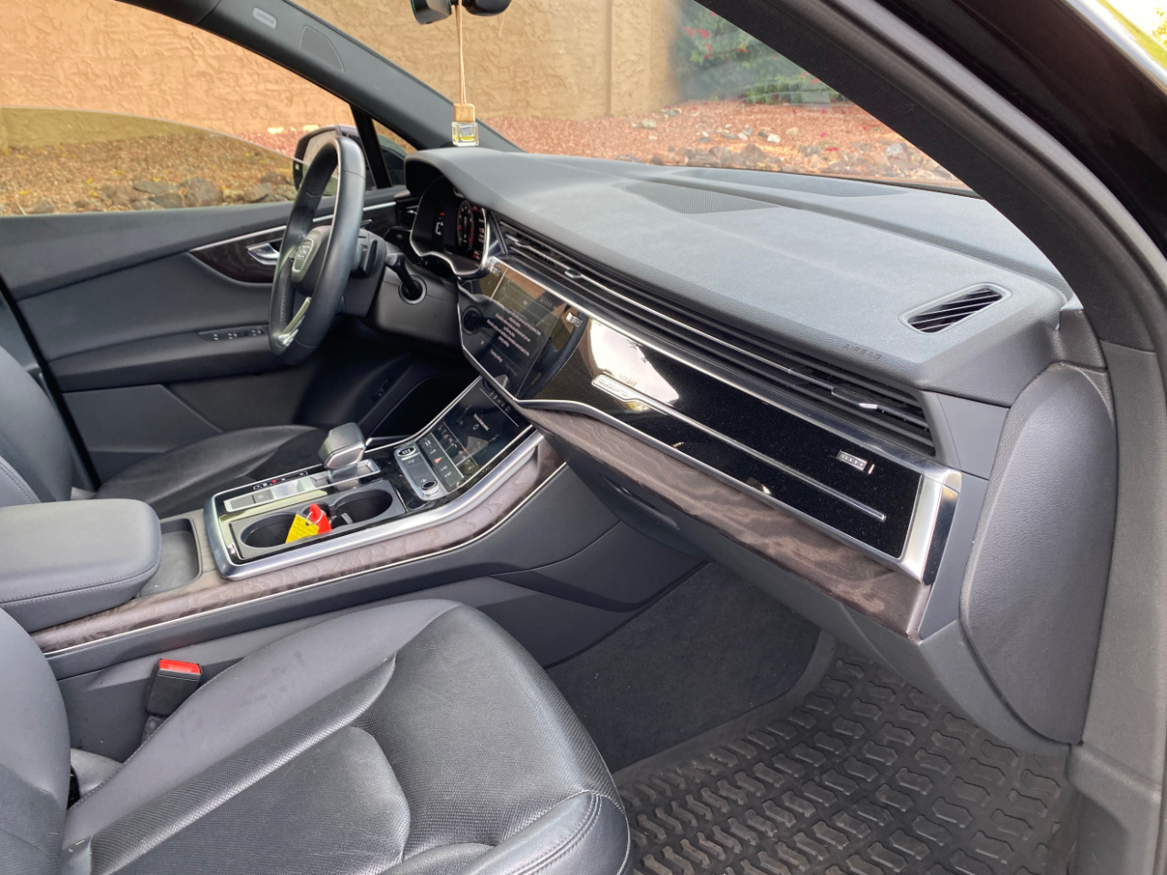 Audi Q7 Premium Plus 45 TFSI quattro 2021