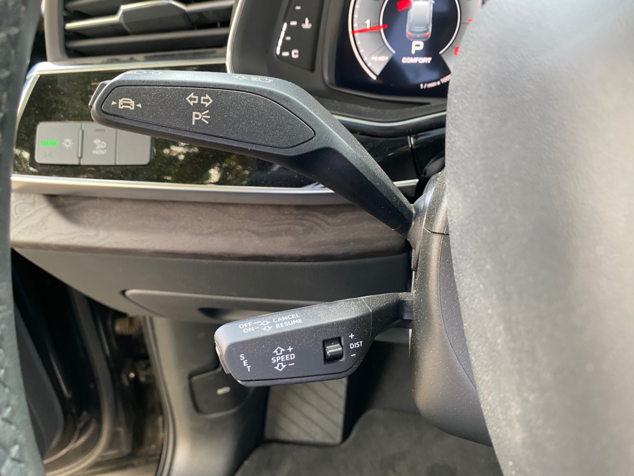 Audi Q7 Premium Plus 45 TFSI quattro 2021