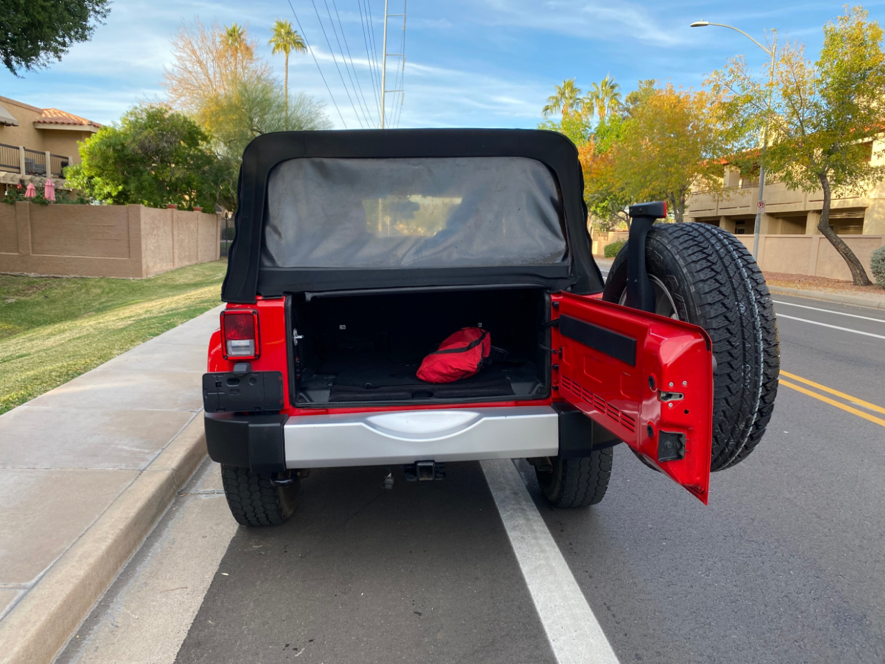 Jeep Wrangler Unlimited 4WD 4dr Sahara 2015