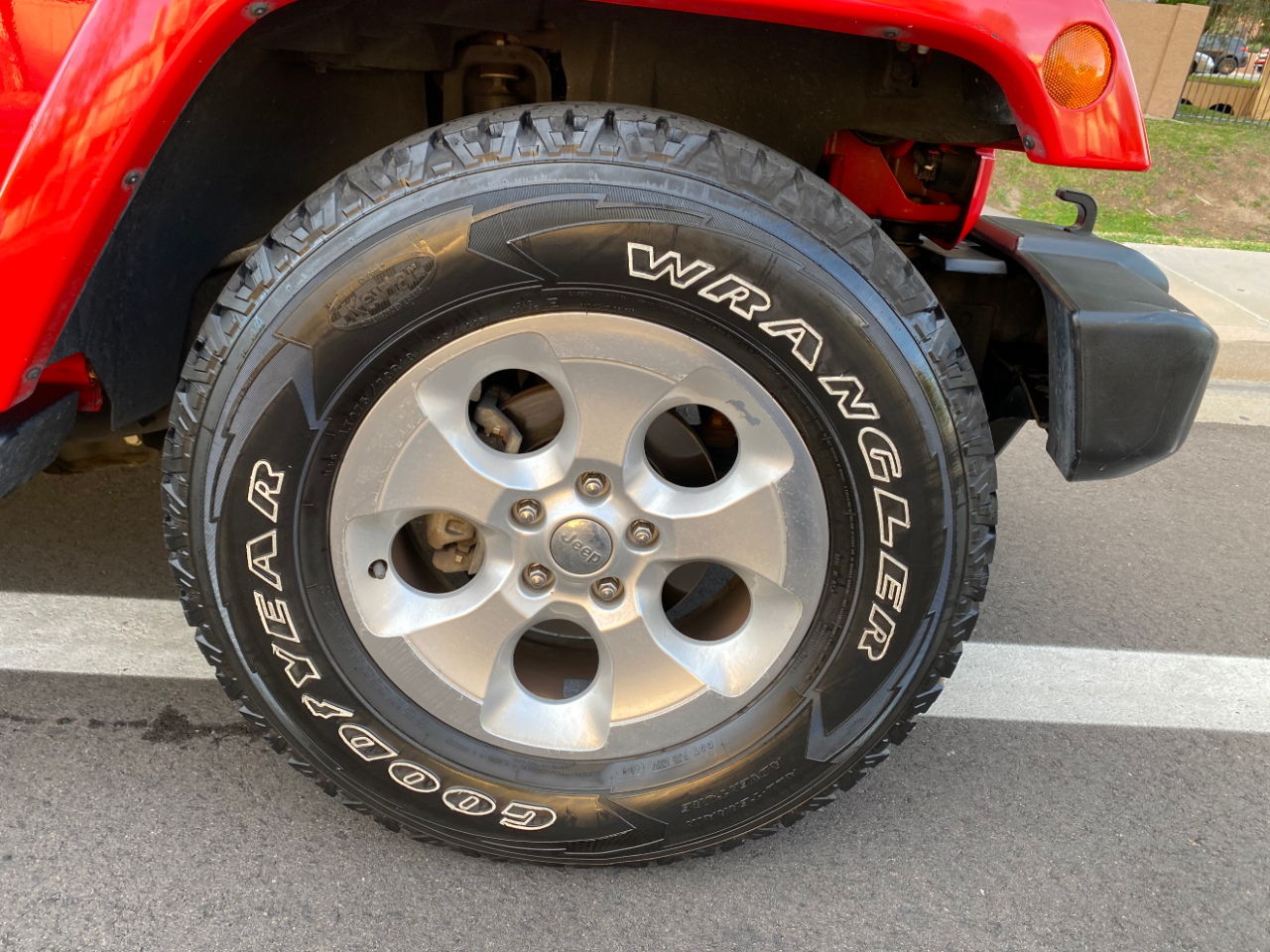 Jeep Wrangler Unlimited 4WD 4dr Sahara 2015