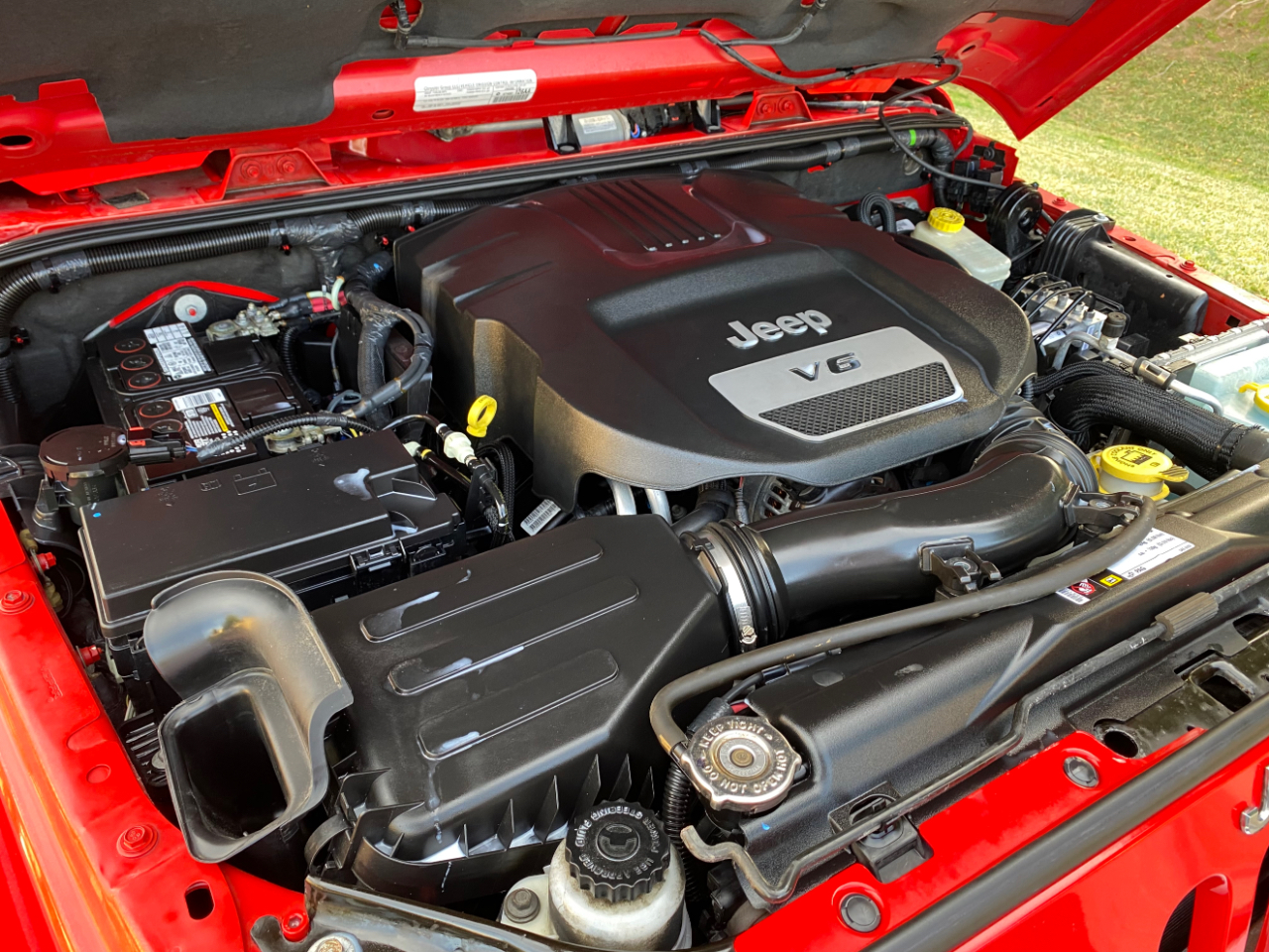 Jeep Wrangler Unlimited 4WD 4dr Sahara 2015