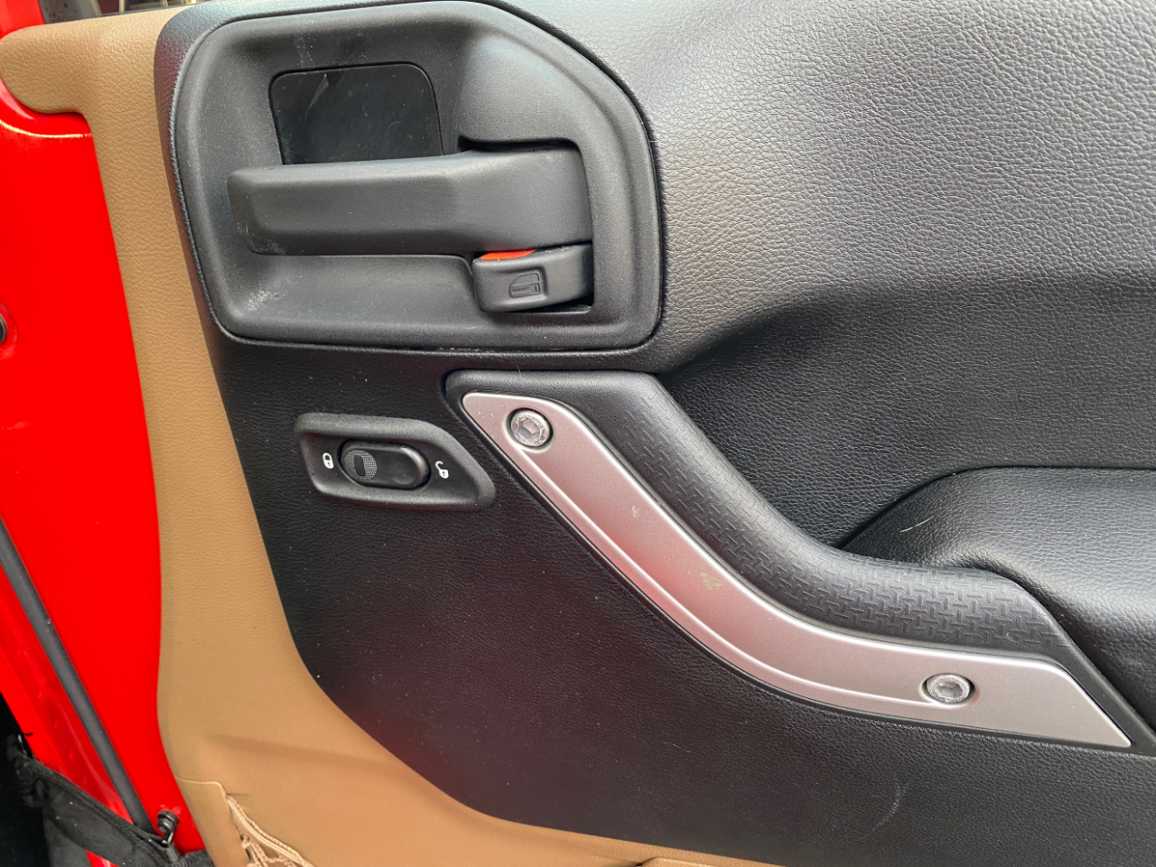 Jeep Wrangler Unlimited 4WD 4dr Sahara 2015