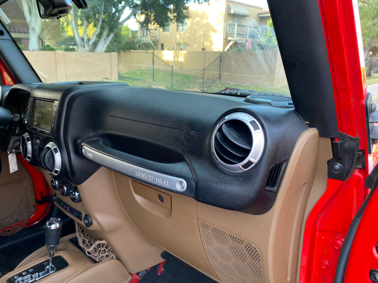 Jeep Wrangler Unlimited 4WD 4dr Sahara 2015