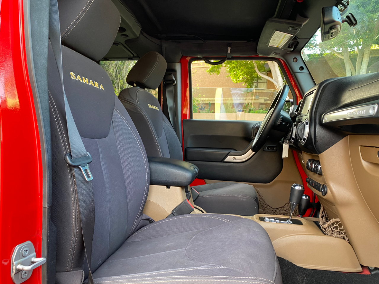 Jeep Wrangler Unlimited 4WD 4dr Sahara 2015