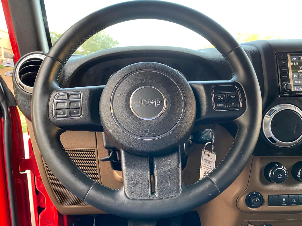 Jeep Wrangler Unlimited 4WD 4dr Sahara 2015