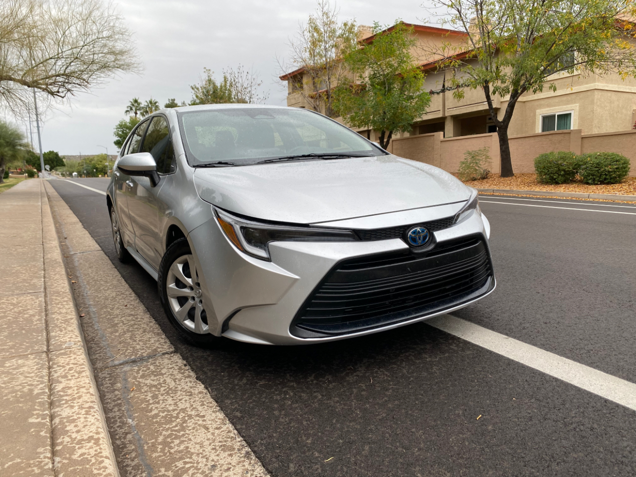 Toyota Corolla Hybrid LE FWD (Natl) 2024