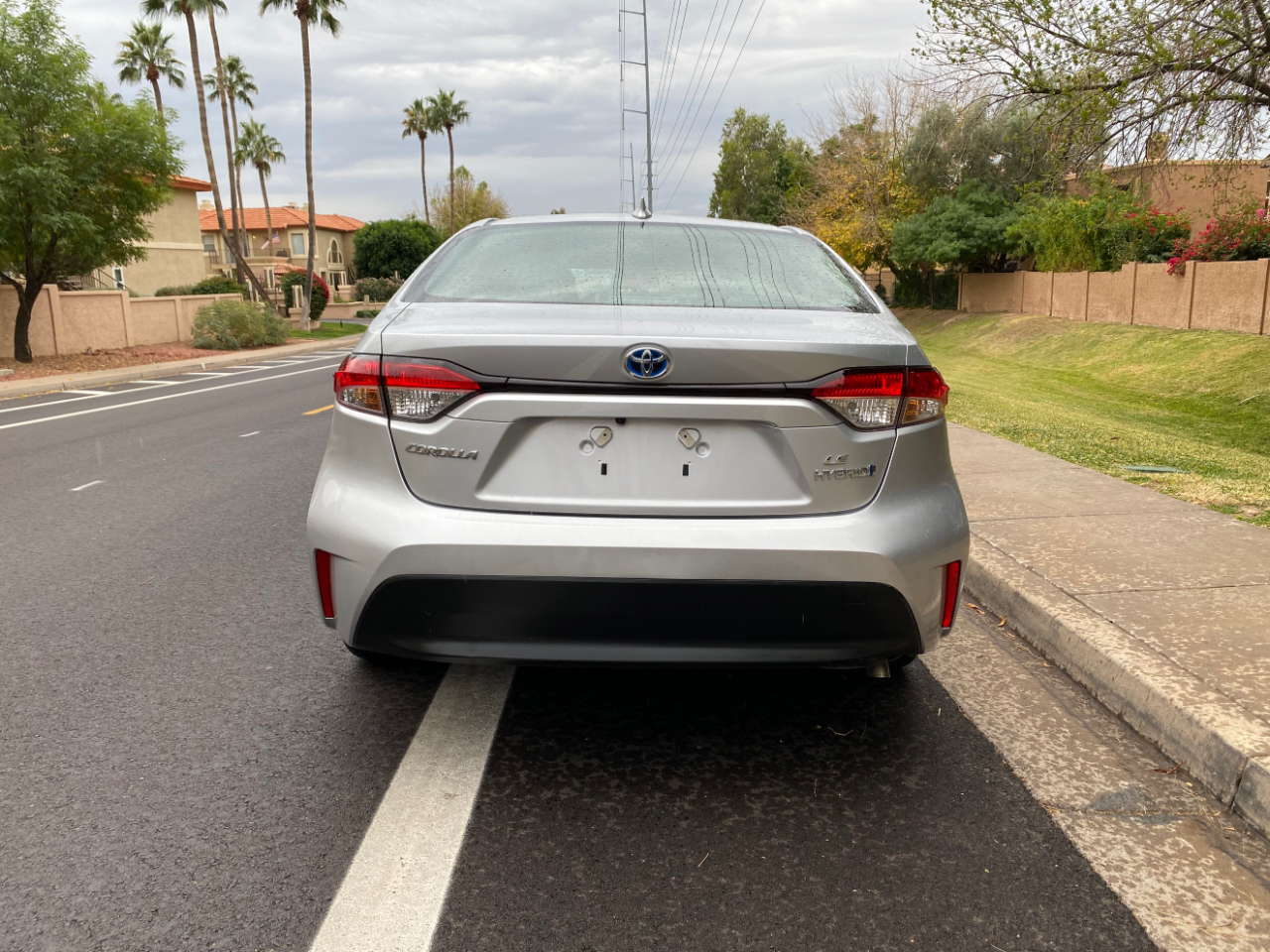 Toyota Corolla Hybrid LE FWD (Natl) 2024