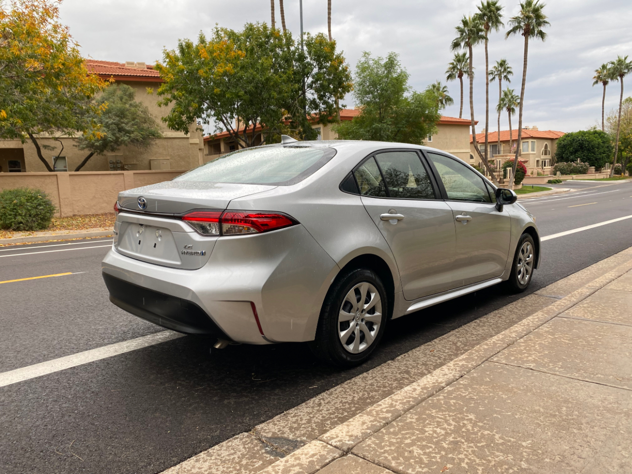 Toyota Corolla Hybrid LE FWD (Natl) 2024