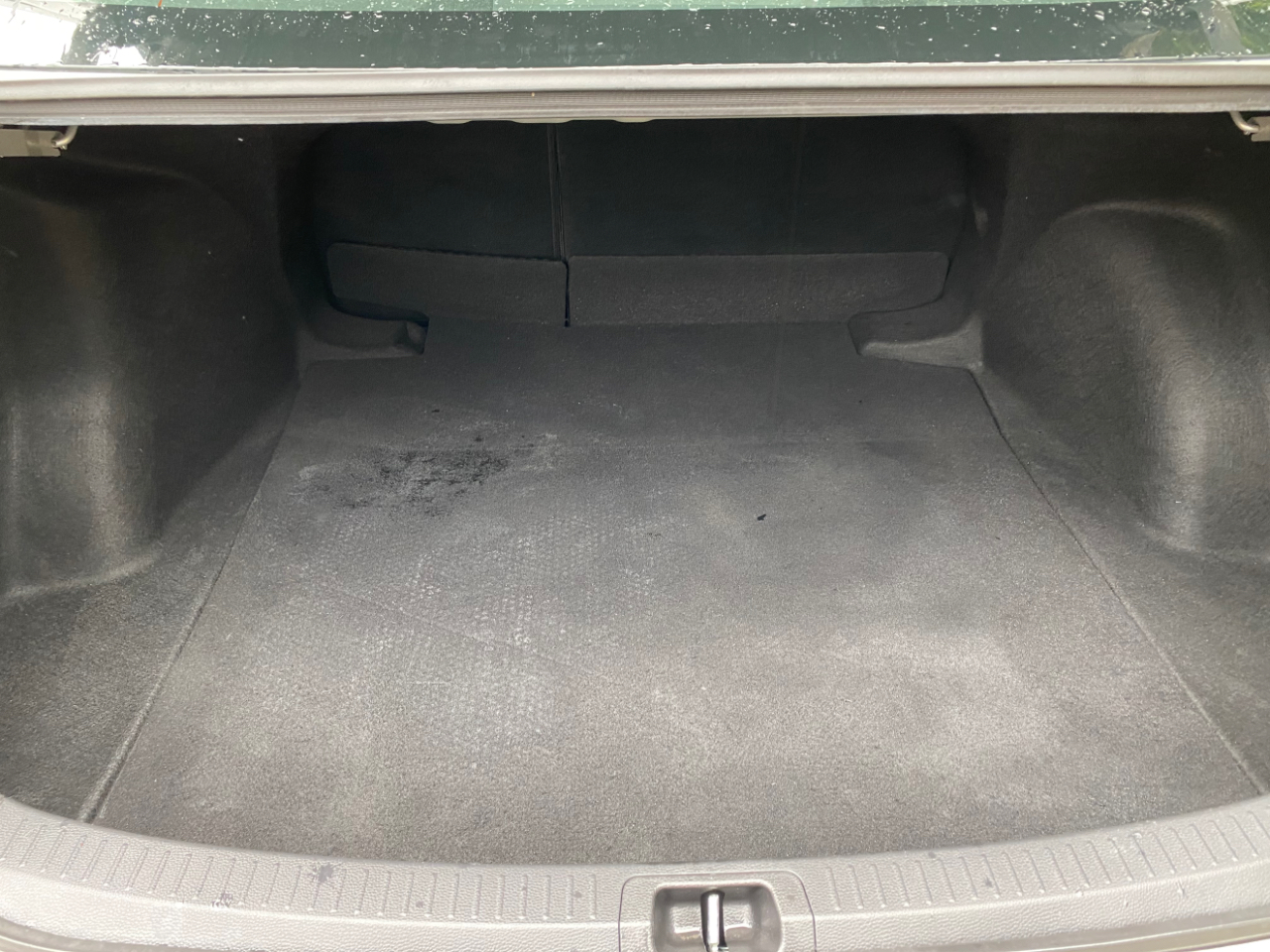 Toyota Corolla Hybrid LE FWD (Natl) 2024