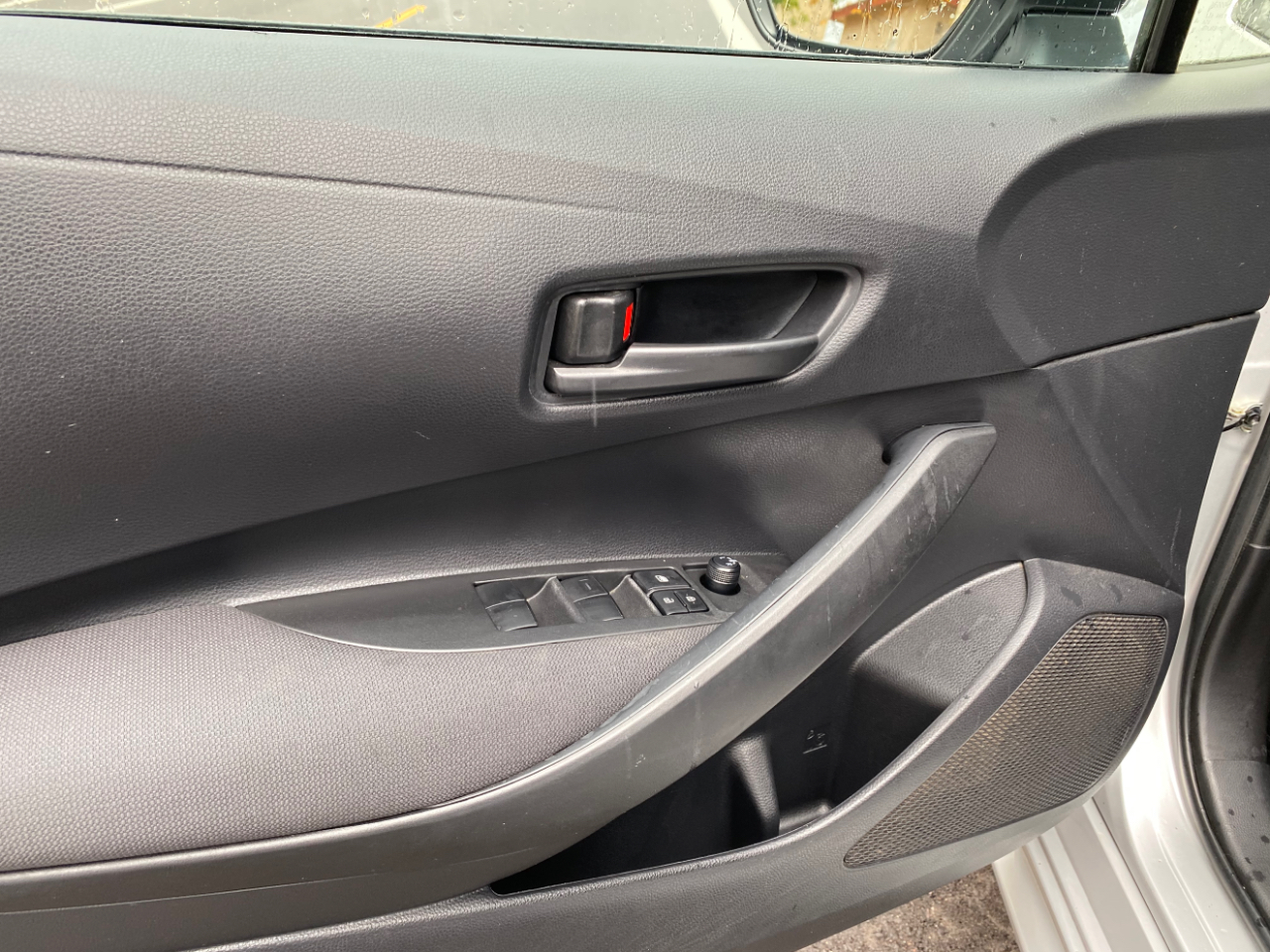 Toyota Corolla Hybrid LE FWD (Natl) 2024