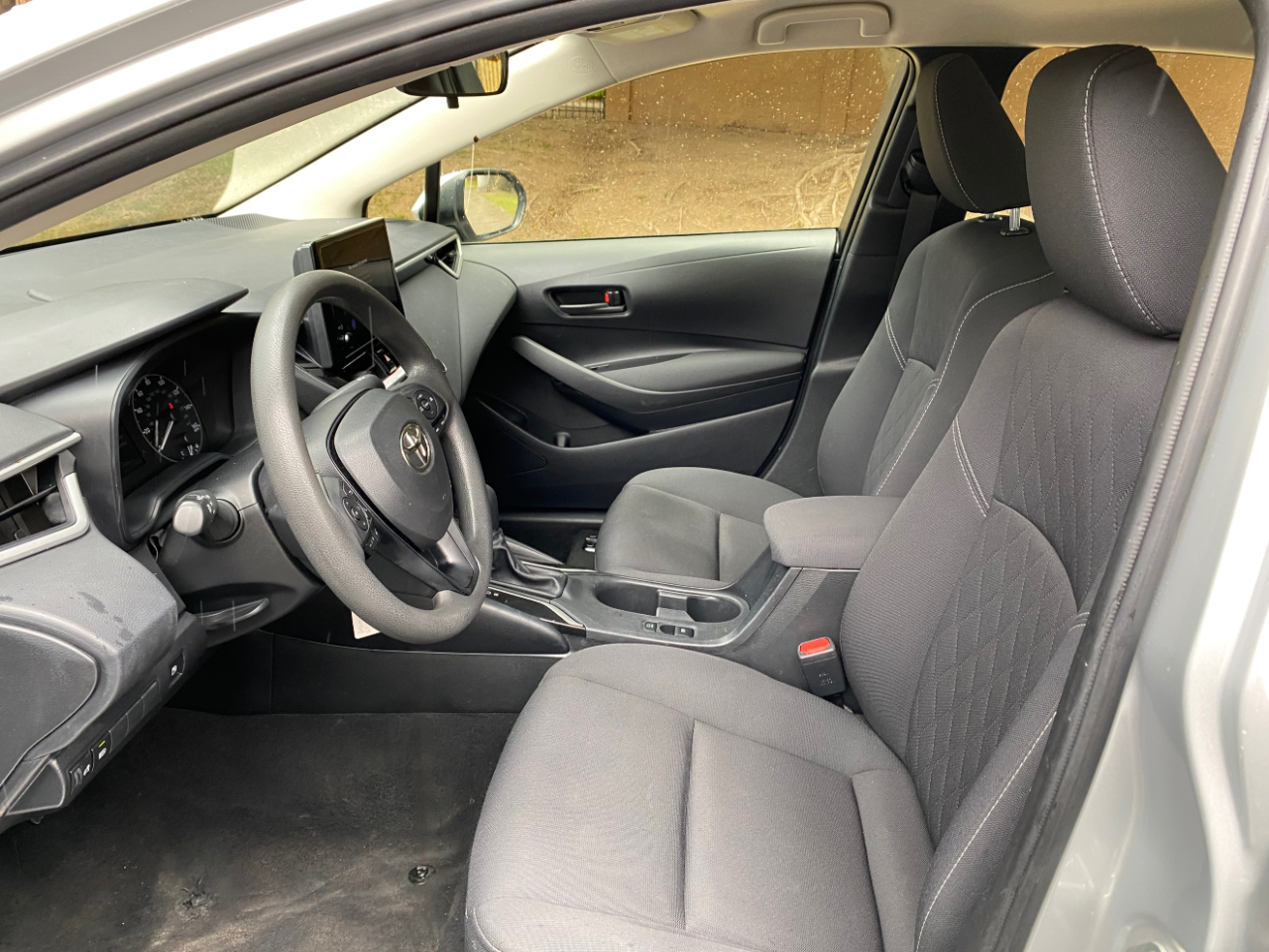 Toyota Corolla Hybrid LE FWD (Natl) 2024