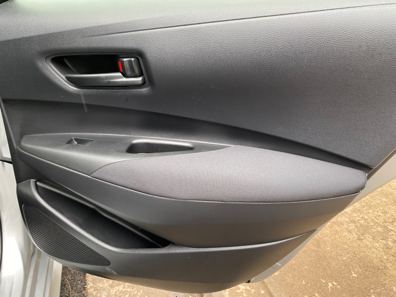 Toyota Corolla Hybrid LE FWD (Natl) 2024