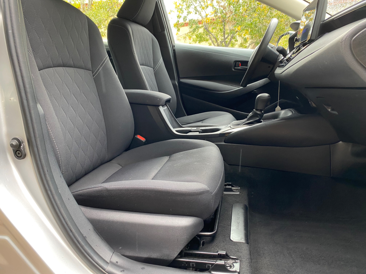 Toyota Corolla Hybrid LE FWD (Natl) 2024