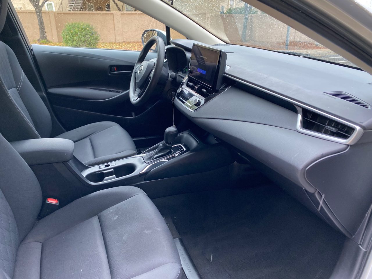 Toyota Corolla Hybrid LE FWD (Natl) 2024