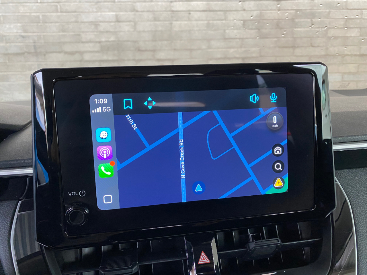 Toyota Corolla Hybrid LE FWD (Natl) 2024