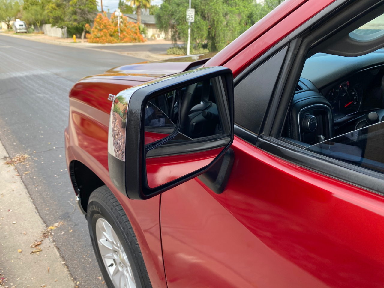 Chevrolet Silverado 1500 2WD Crew Cab 147" LT 2021