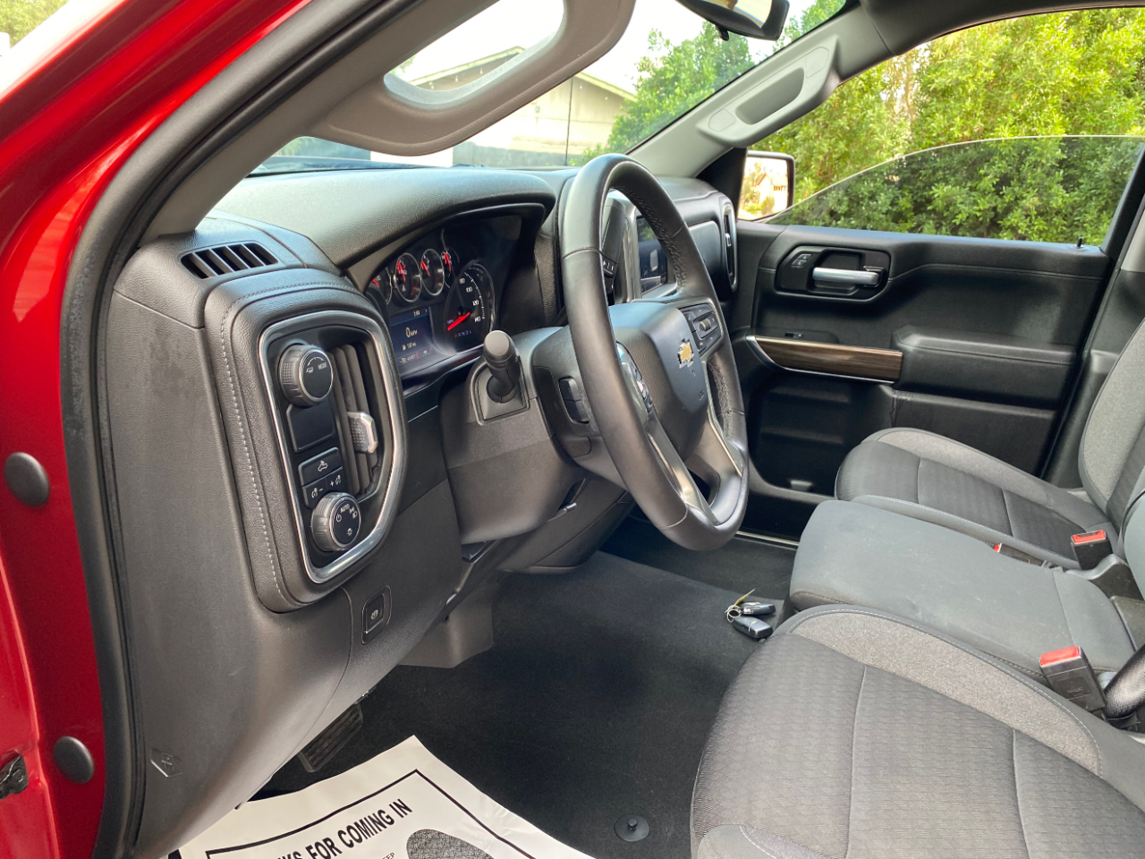 Chevrolet Silverado 1500 2WD Crew Cab 147" LT 2021