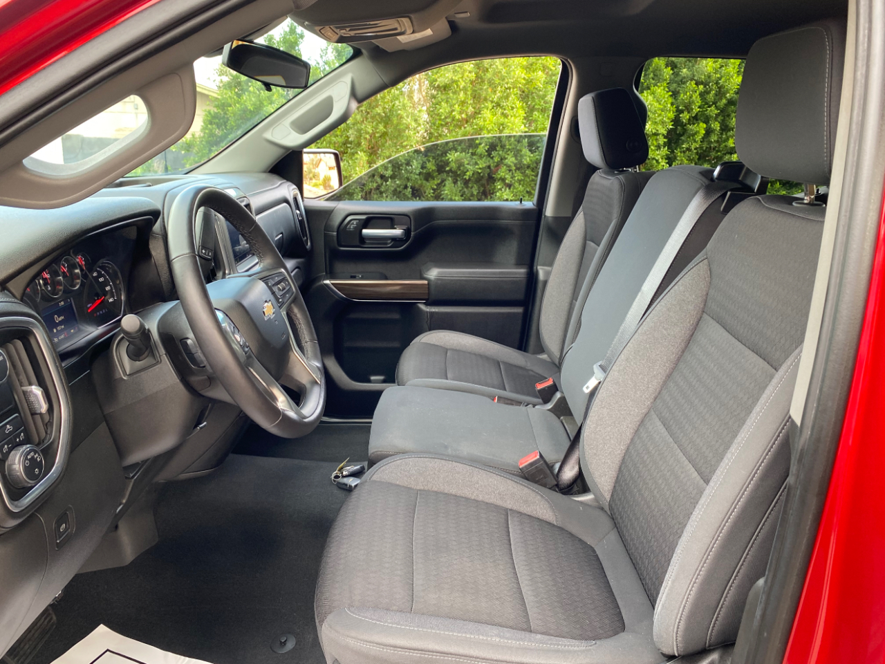 Chevrolet Silverado 1500 2WD Crew Cab 147" LT 2021