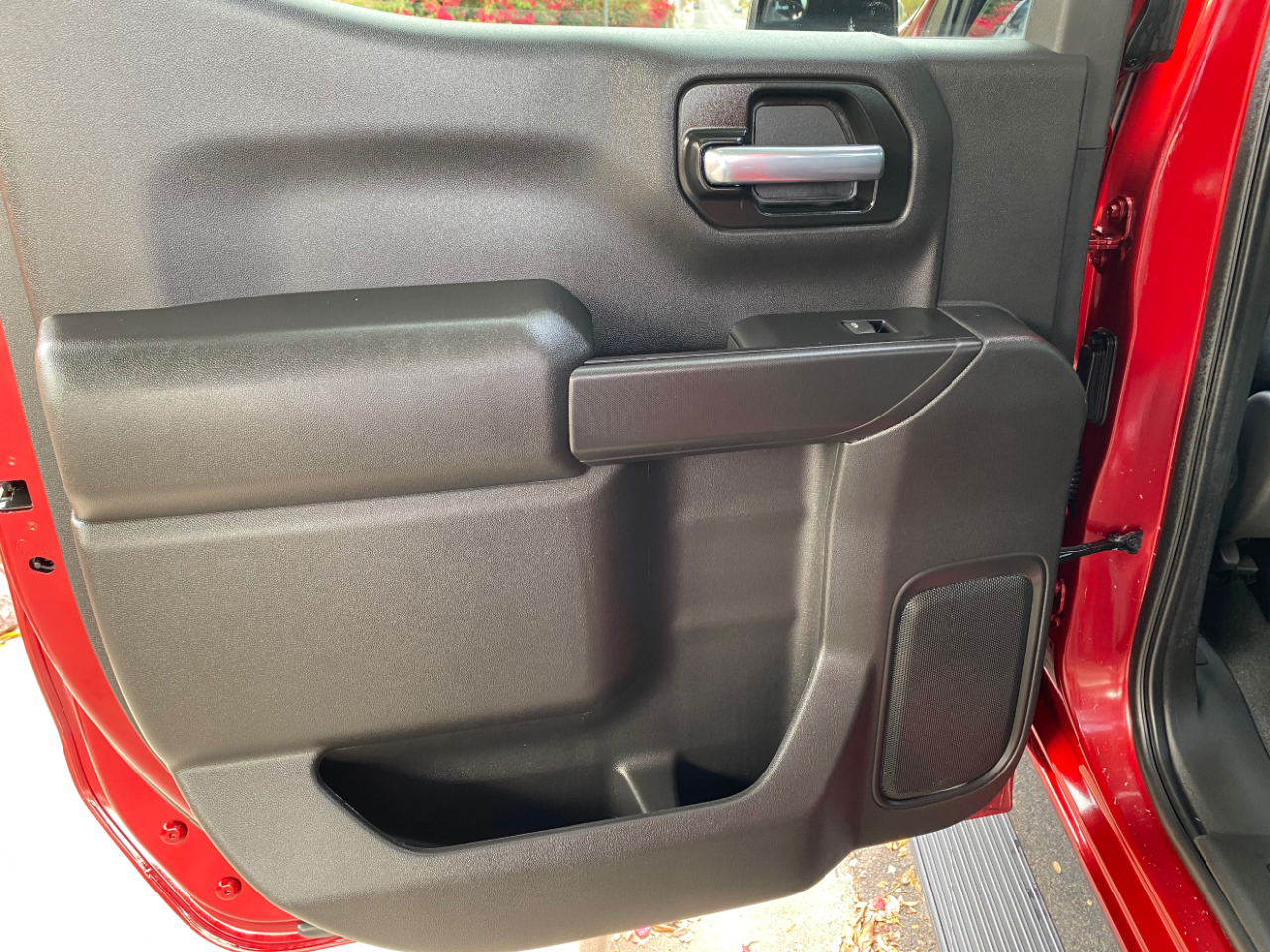 Chevrolet Silverado 1500 2WD Crew Cab 147" LT 2021