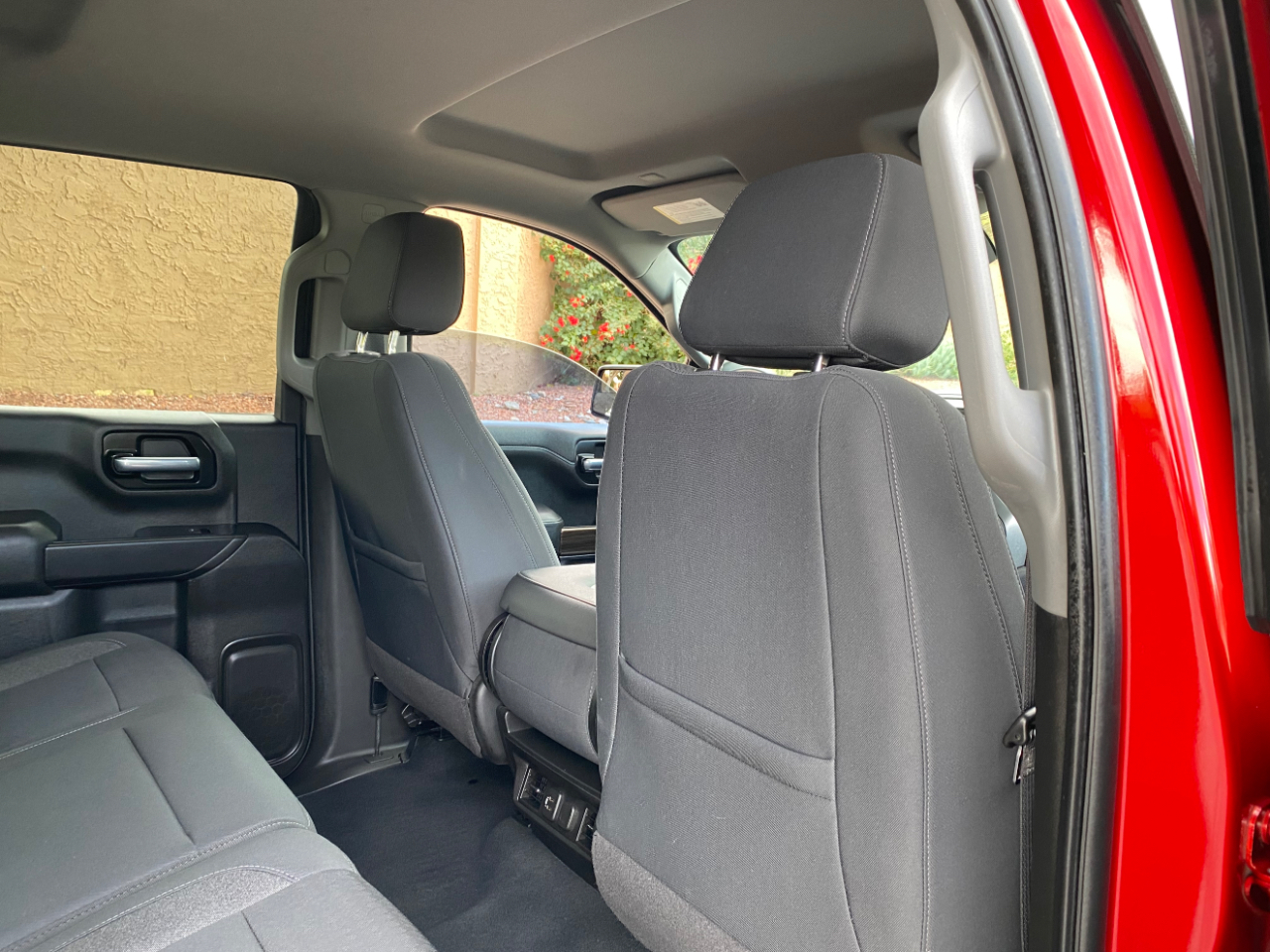 Chevrolet Silverado 1500 2WD Crew Cab 147" LT 2021