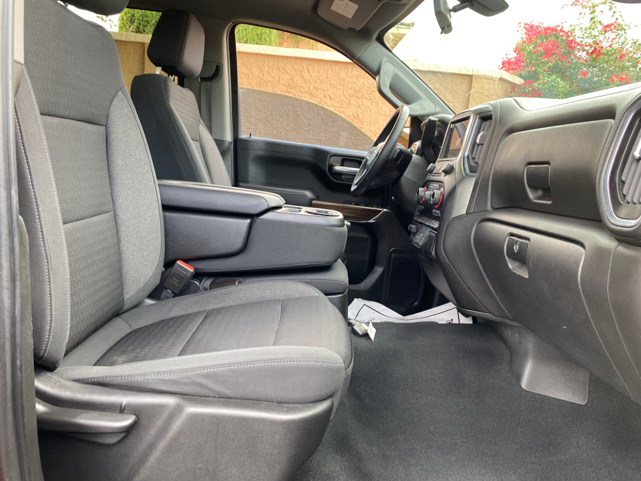 Chevrolet Silverado 1500 2WD Crew Cab 147" LT 2021