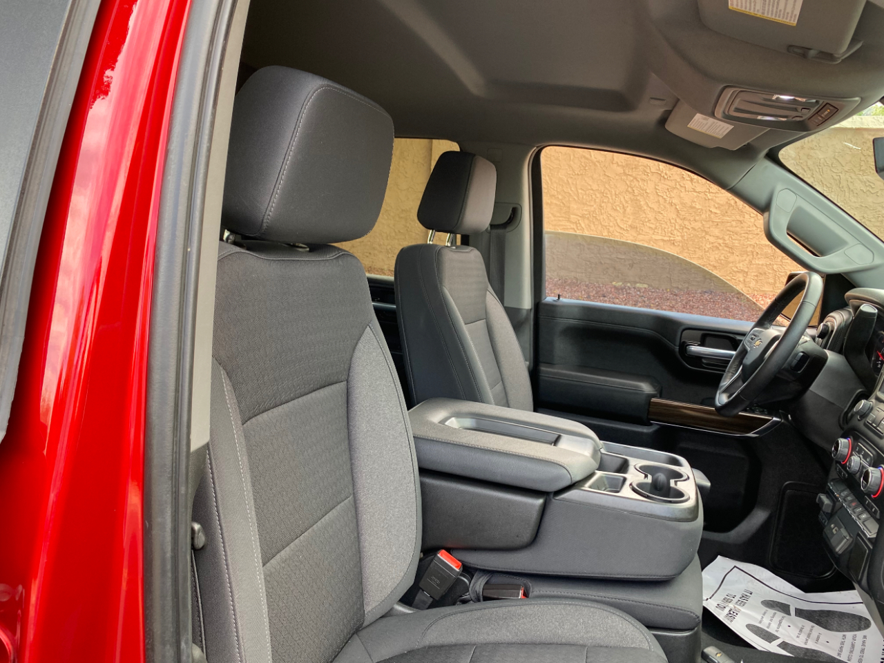 Chevrolet Silverado 1500 2WD Crew Cab 147" LT 2021