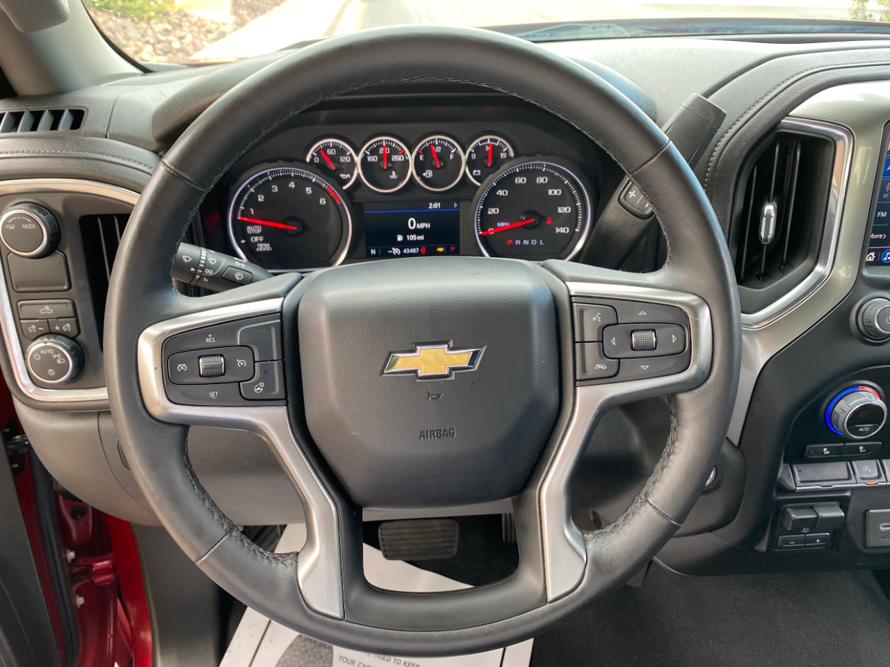 Chevrolet Silverado 1500 2WD Crew Cab 147" LT 2021