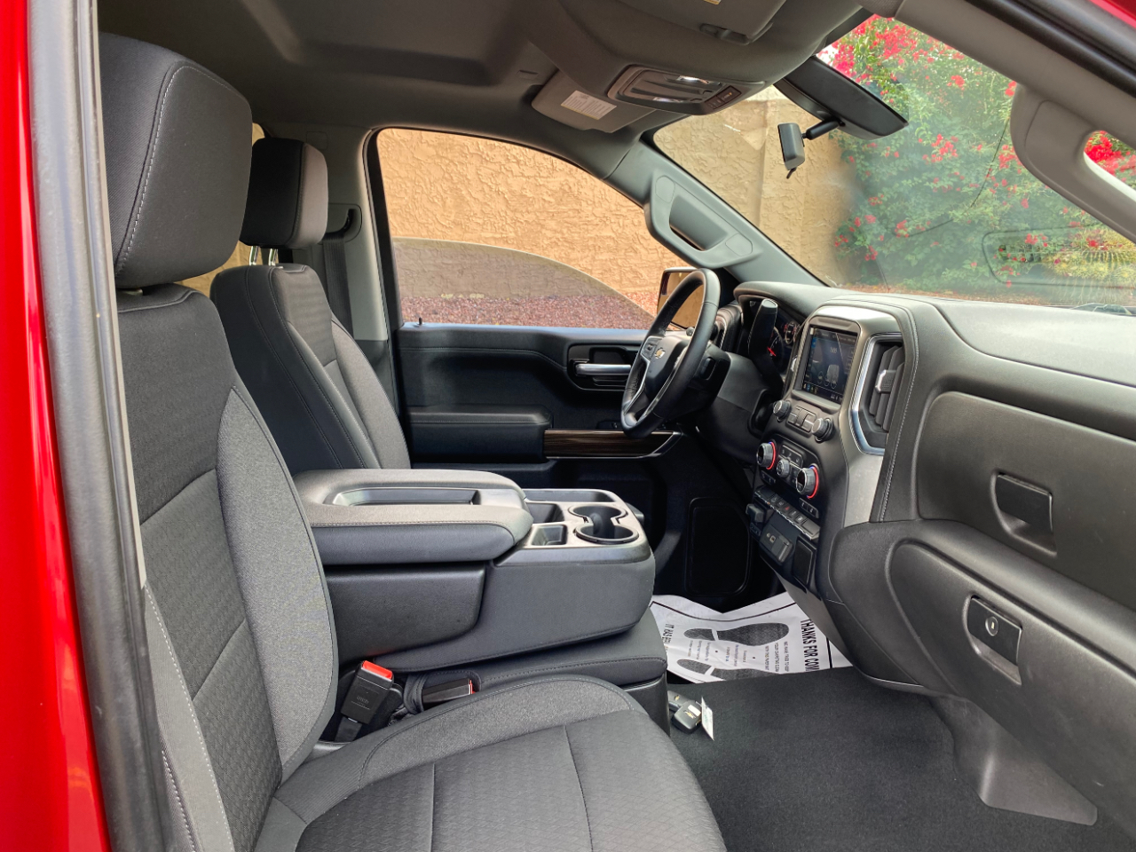 Chevrolet Silverado 1500 2WD Crew Cab 147" LT 2021