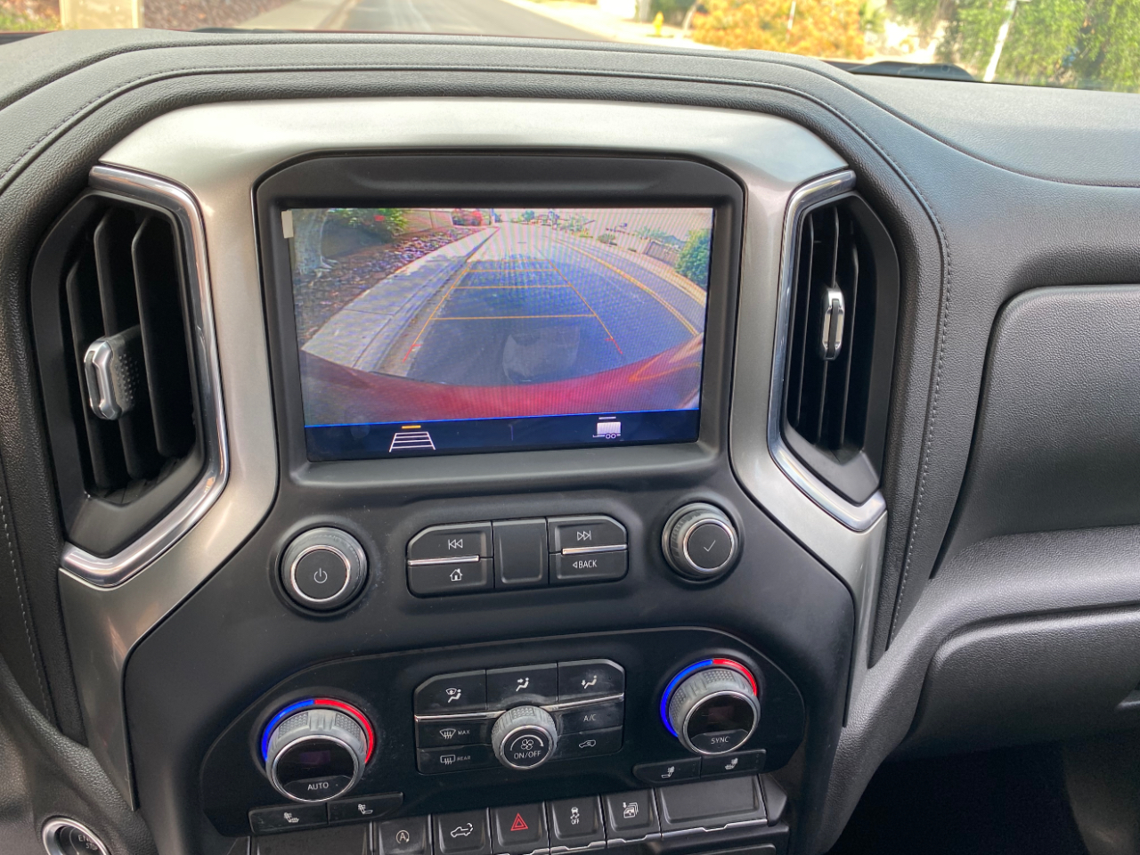 Chevrolet Silverado 1500 2WD Crew Cab 147" LT 2021