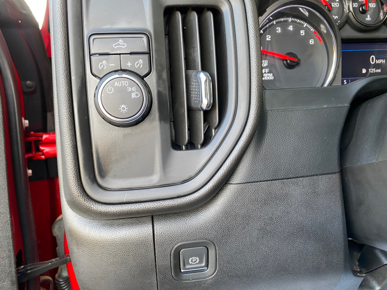 Chevrolet Silverado 1500 LTD 2WD Crew Cab 147" Custom 2022