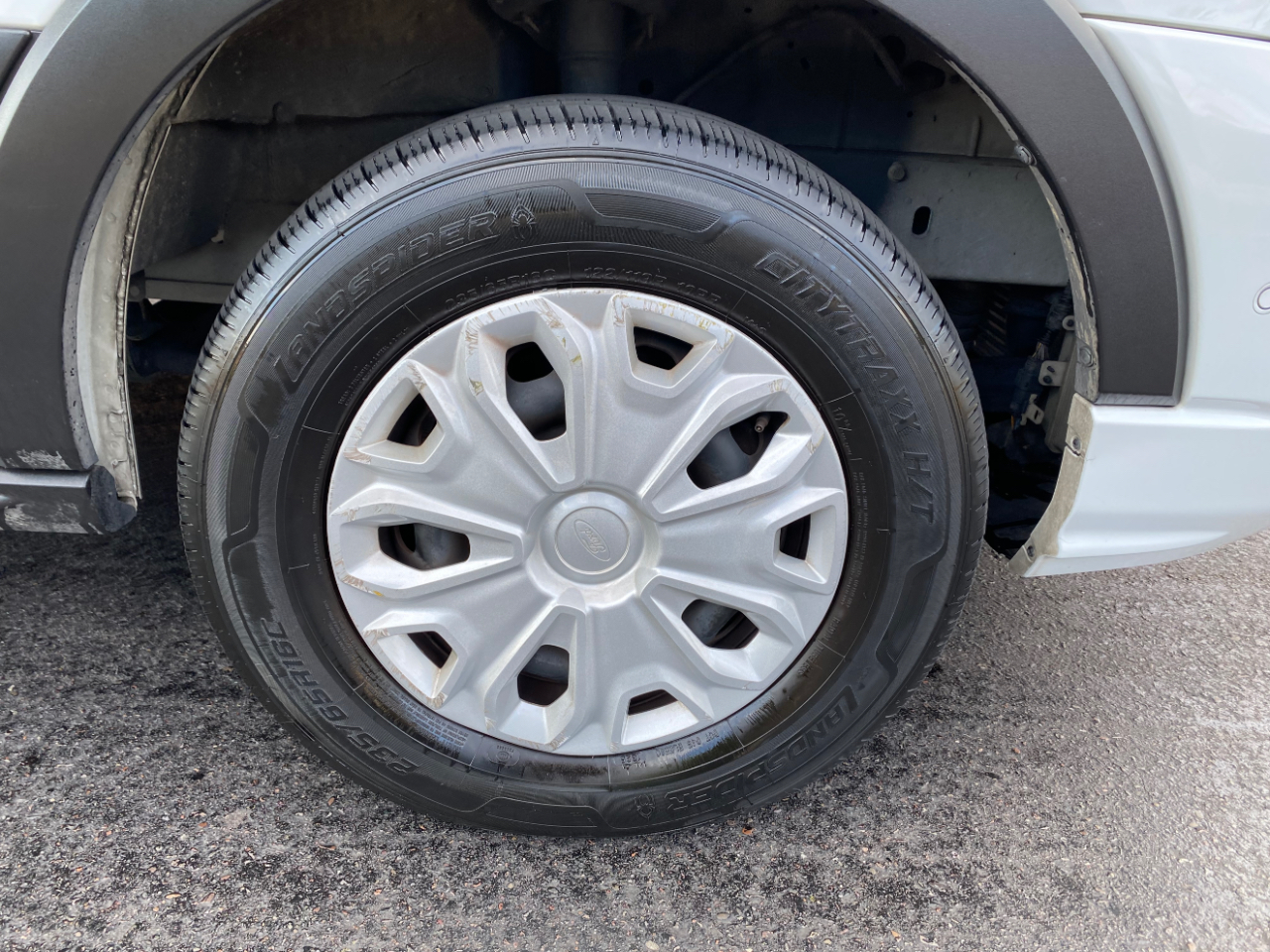 Ford Transit Passenger Wagon T-350 148" Low Roof XLT RWD 2023