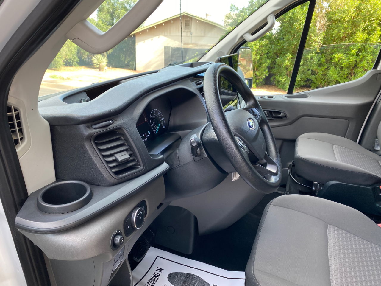 Ford Transit Passenger Wagon T-350 148" Low Roof XLT RWD 2023