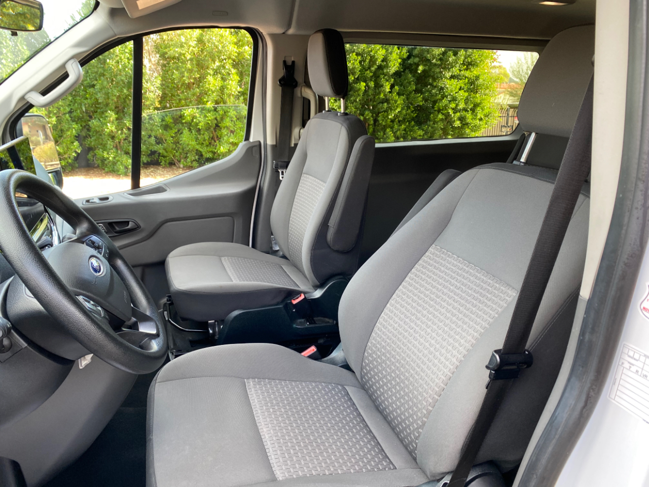 Ford Transit Passenger Wagon T-350 148" Low Roof XLT RWD 2023