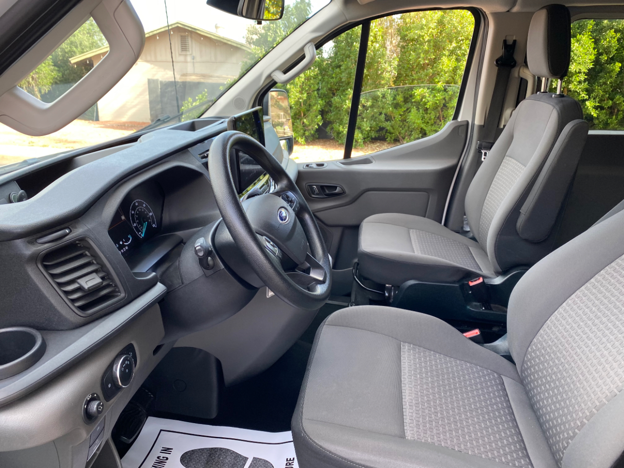 Ford Transit Passenger Wagon T-350 148" Low Roof XLT RWD 2023