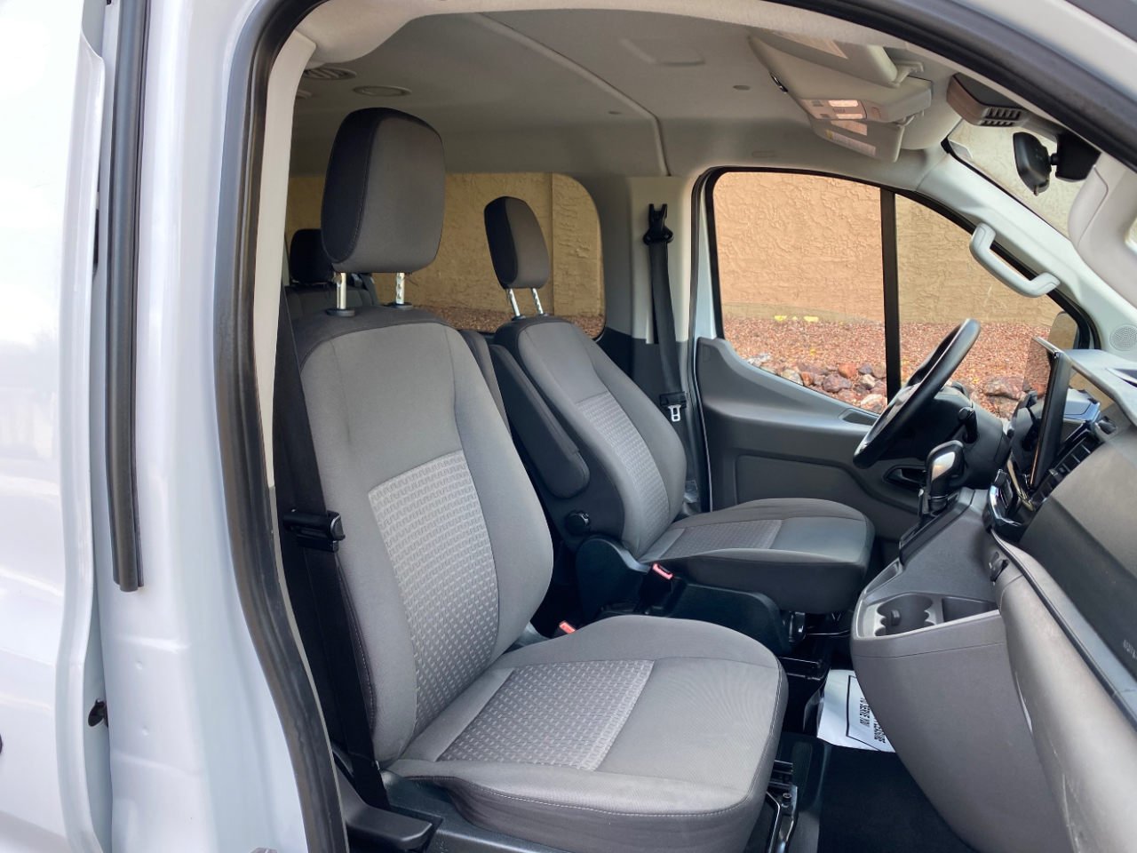 Ford Transit Passenger Wagon T-350 148" Low Roof XLT RWD 2023