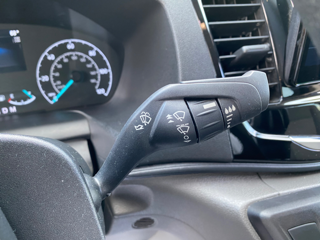 Ford Transit Passenger Wagon T-350 148" Low Roof XLT RWD 2023