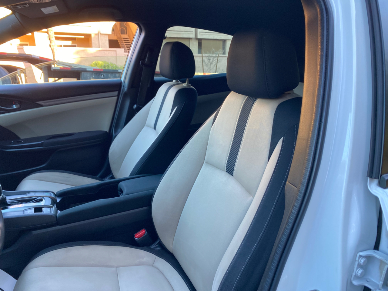 Honda Civic Hatchback Sport CVT 2017