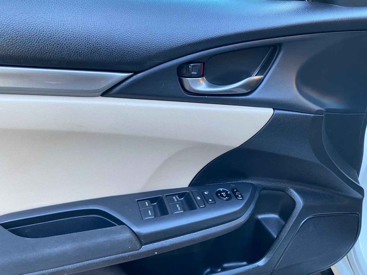 Honda Civic Hatchback Sport CVT 2017