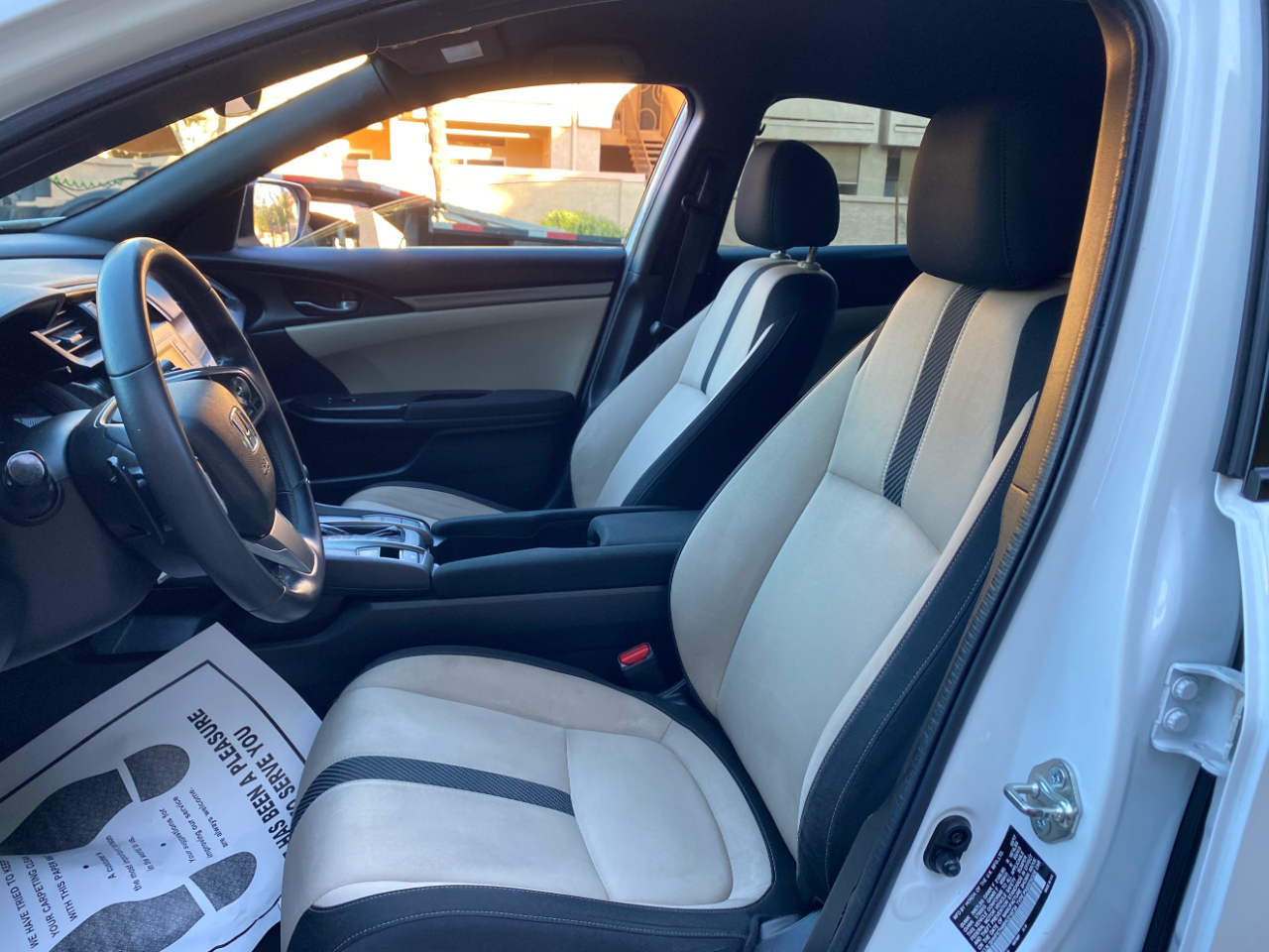 Honda Civic Hatchback Sport CVT 2017