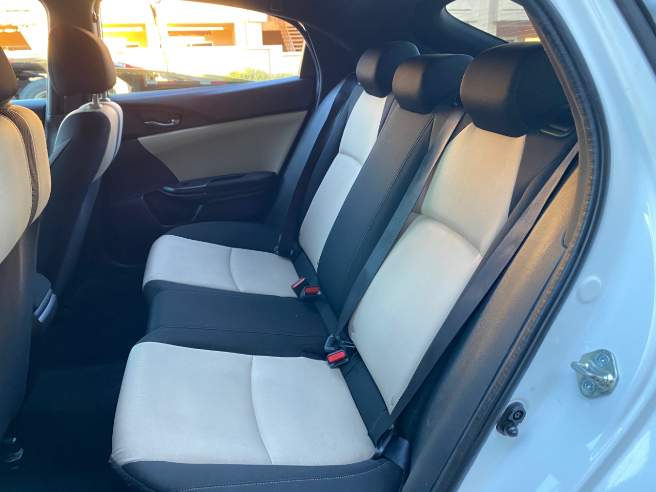 Honda Civic Hatchback Sport CVT 2017