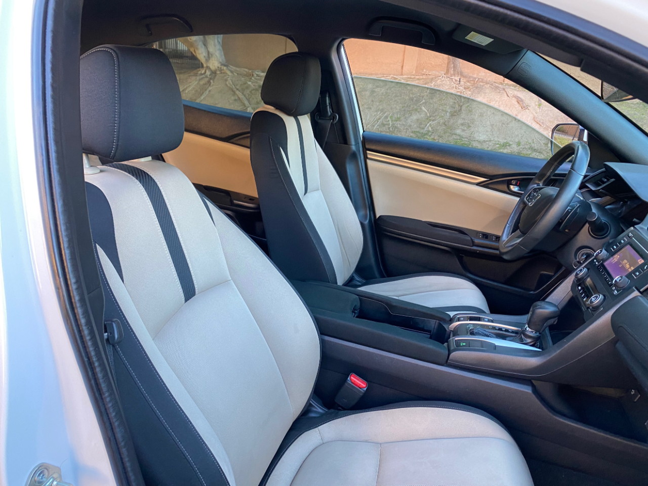 Honda Civic Hatchback Sport CVT 2017